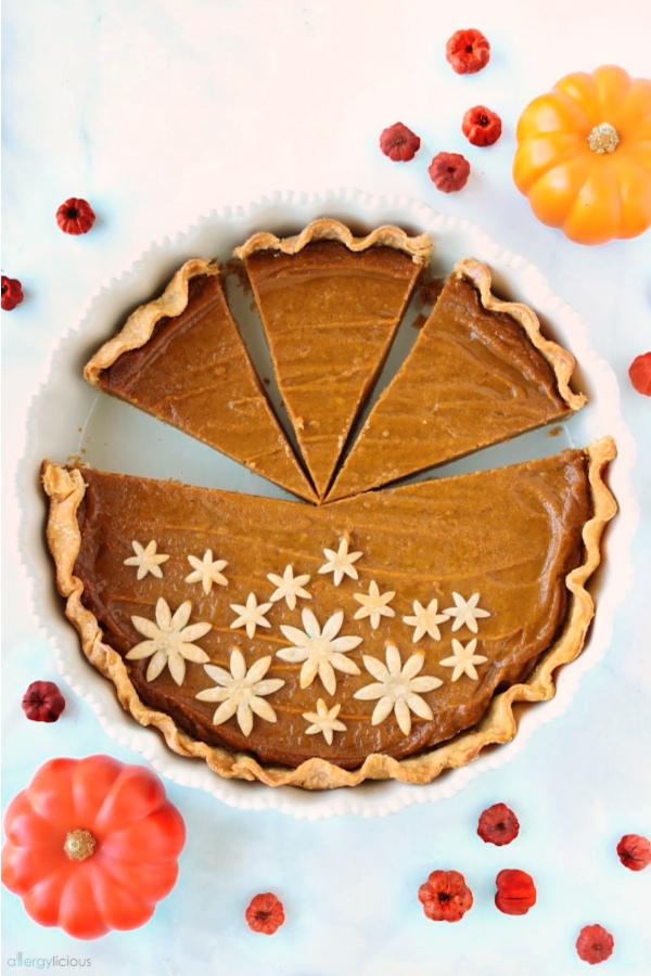 slices of vegan pumpkin pie