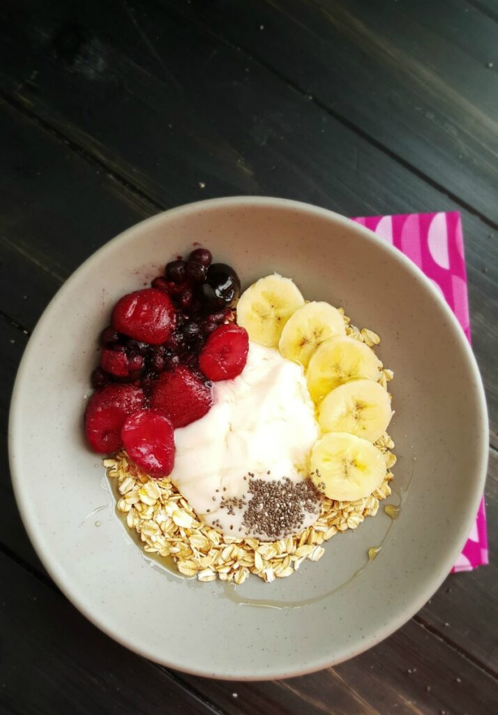 Don't settle for just a bowl of yogurt when you can make this filling toasted oat yogurt bowl.