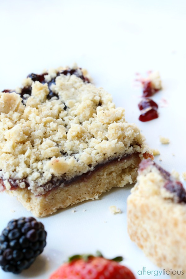 Raspberry Shortbread Cakes - Nordic Ware