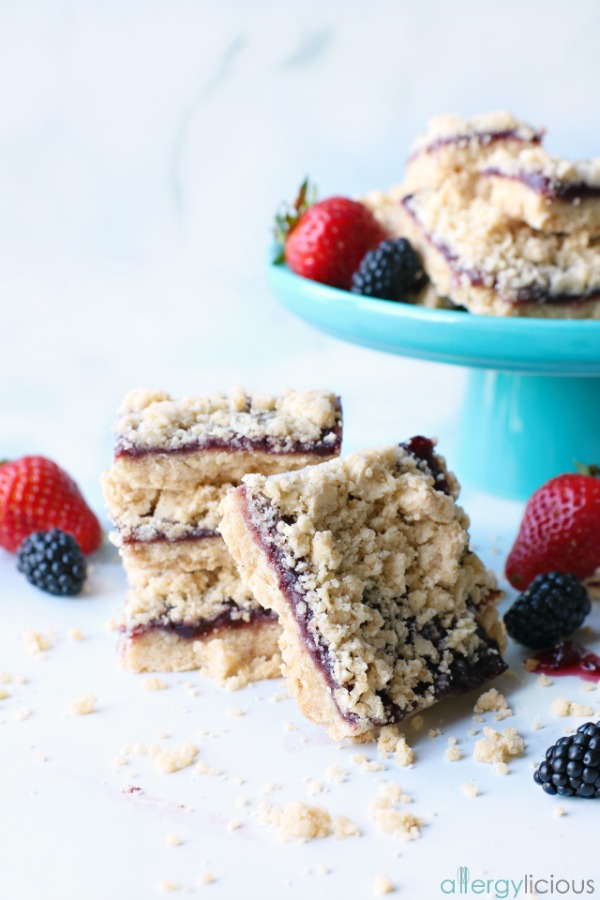 Raspberry Shortbread Cakes - Nordic Ware