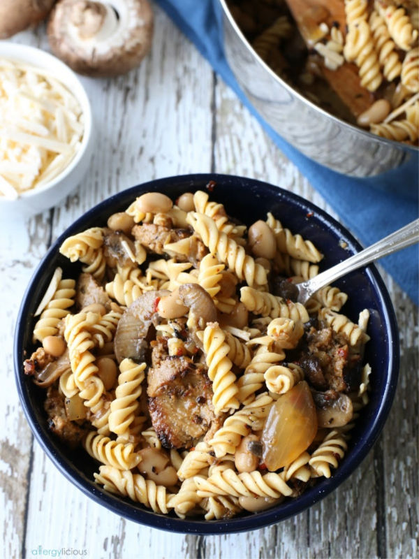 bowl full of vegan skillet pasta