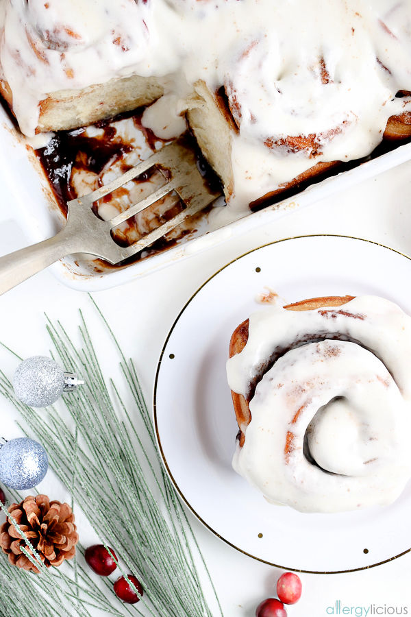 plated cinnamon rolls