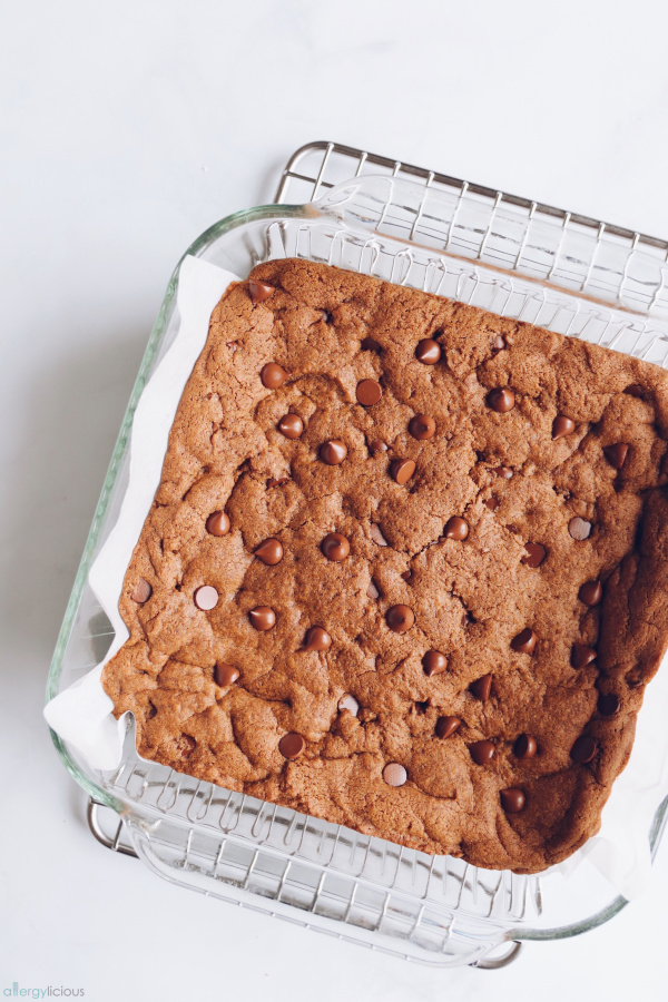 baked nut-free vegan blondies