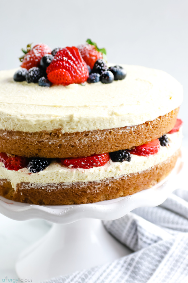 Amazing Vegan Vanilla Cake (gluten free option) · Allergylicious