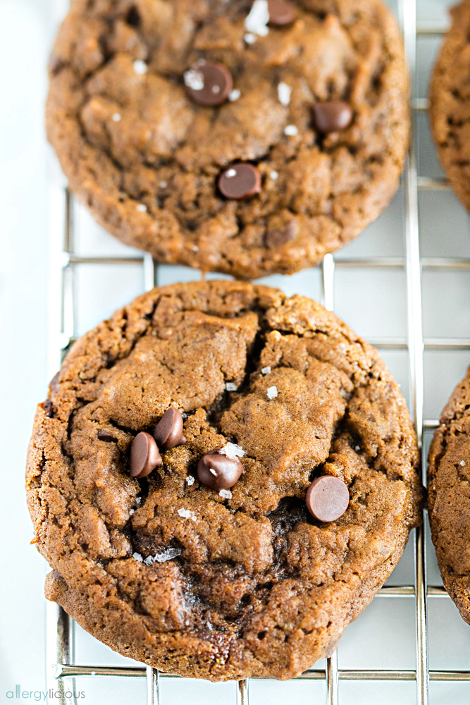 fresh baked vegan pumpkin chocolate chip cookies