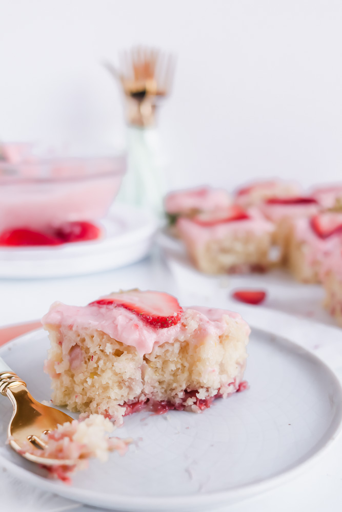 Strawberry Allergy Vegan Strawberry  Lemonade Cake allergy  friendly gf 