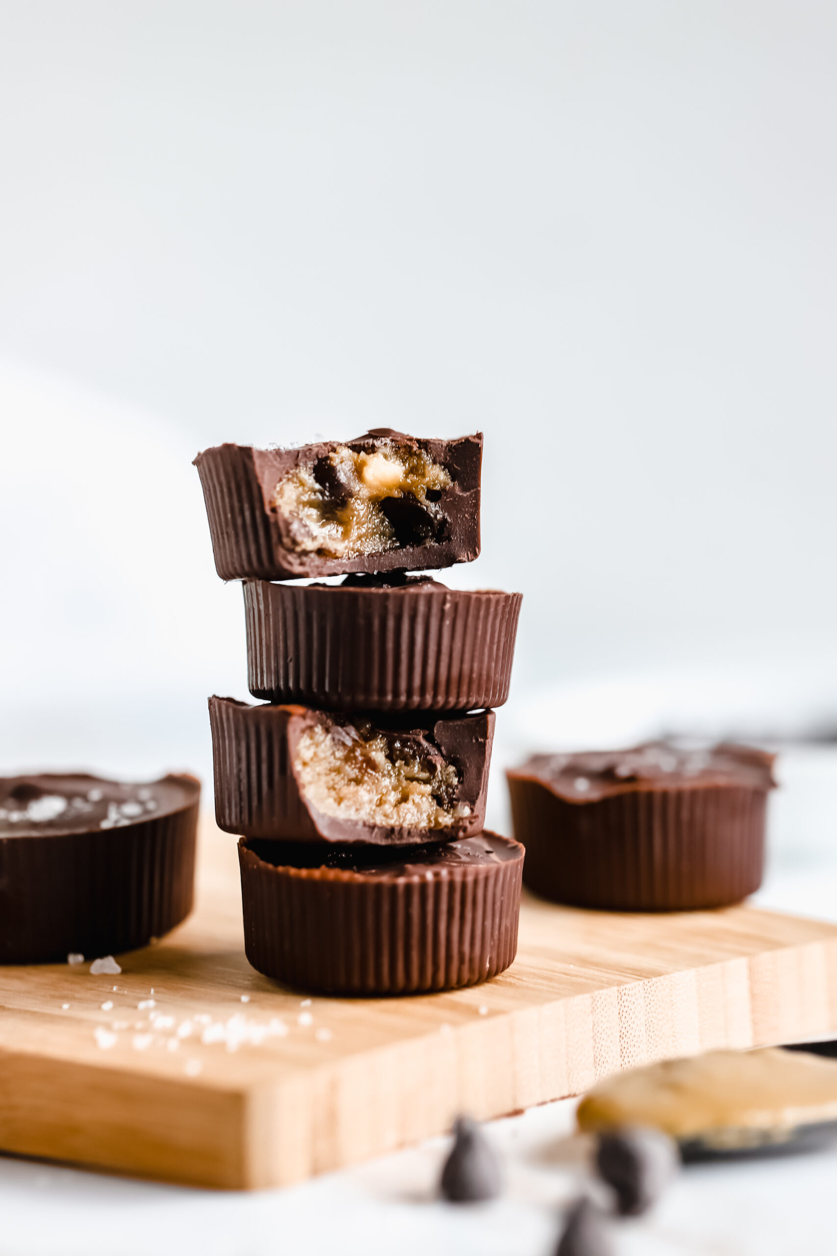 The Most Delicious Cookies and Cream Chocolate Cups (vegan, nut free)
