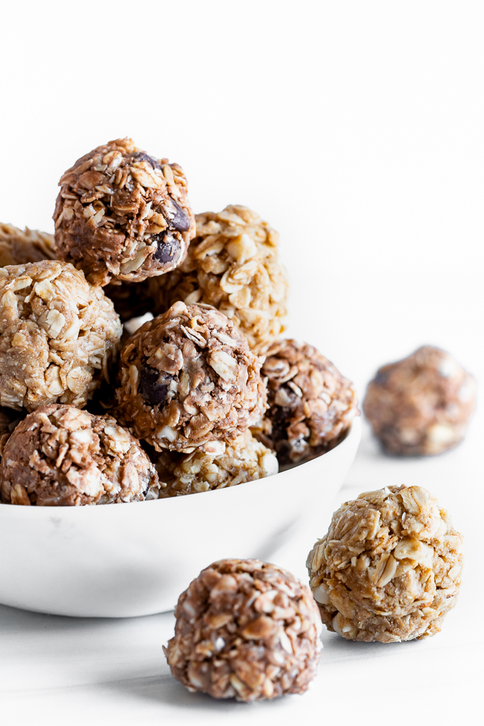 Protein Balls {4 Ingredients Only} - FeelGoodFoodie